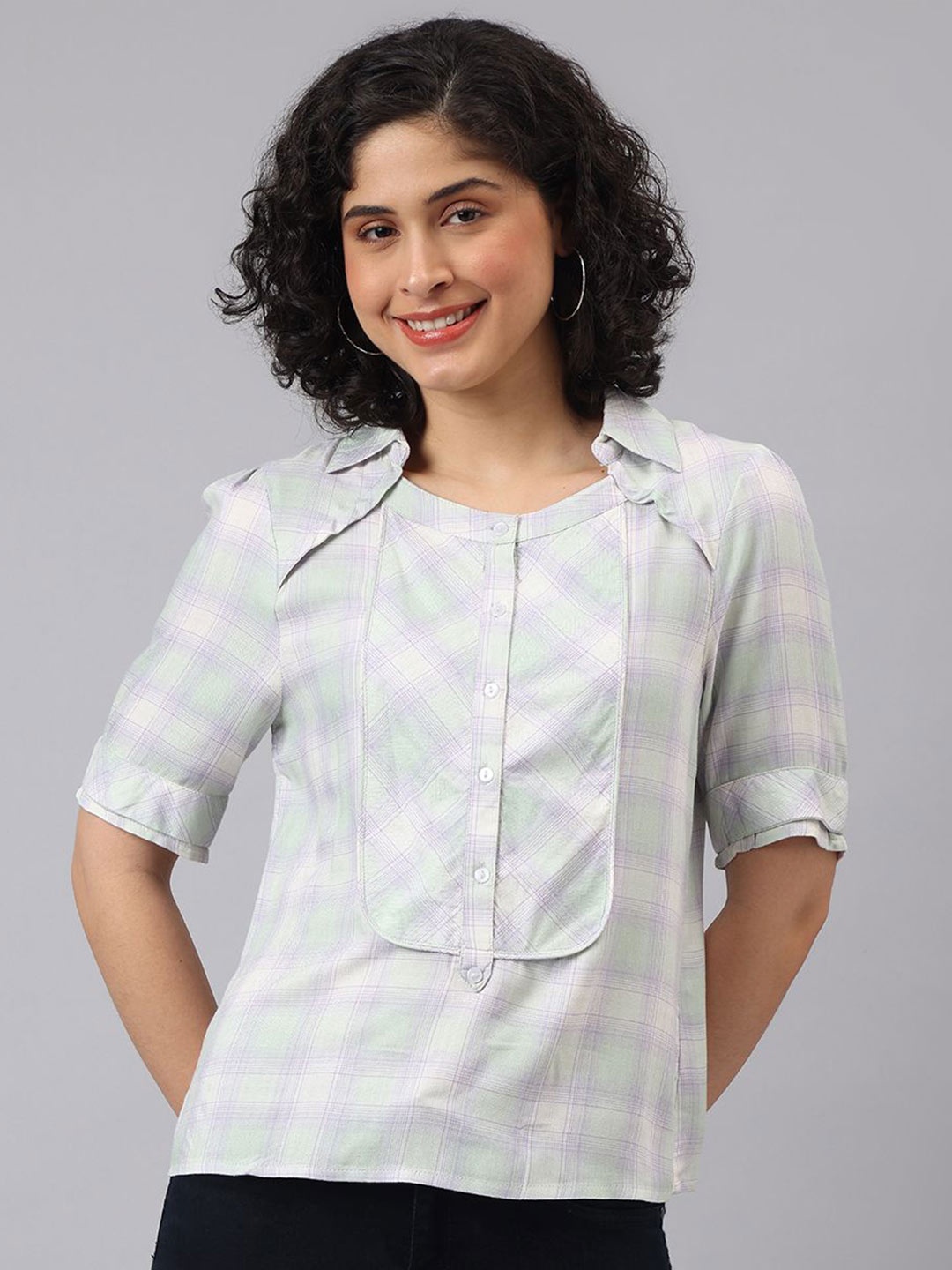 

Latin Quarters Women Checked Shirt Collar Top, Green