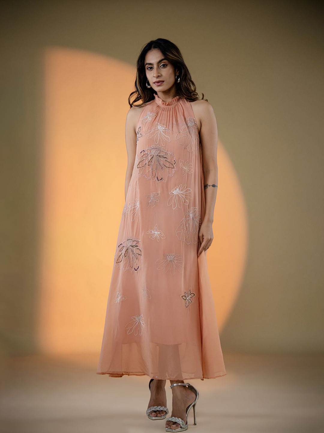 

AMROOD Wome Self Design Halter Neck A-Line Maxi Dress, Peach