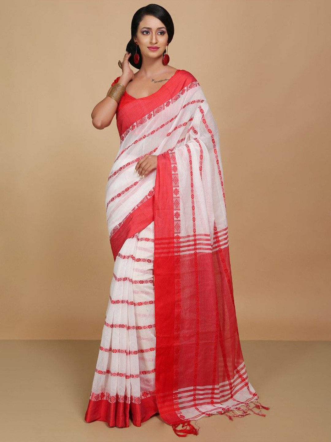 

BENGAL HANDLOOM Woven Design Art Silk Taant Saree, White