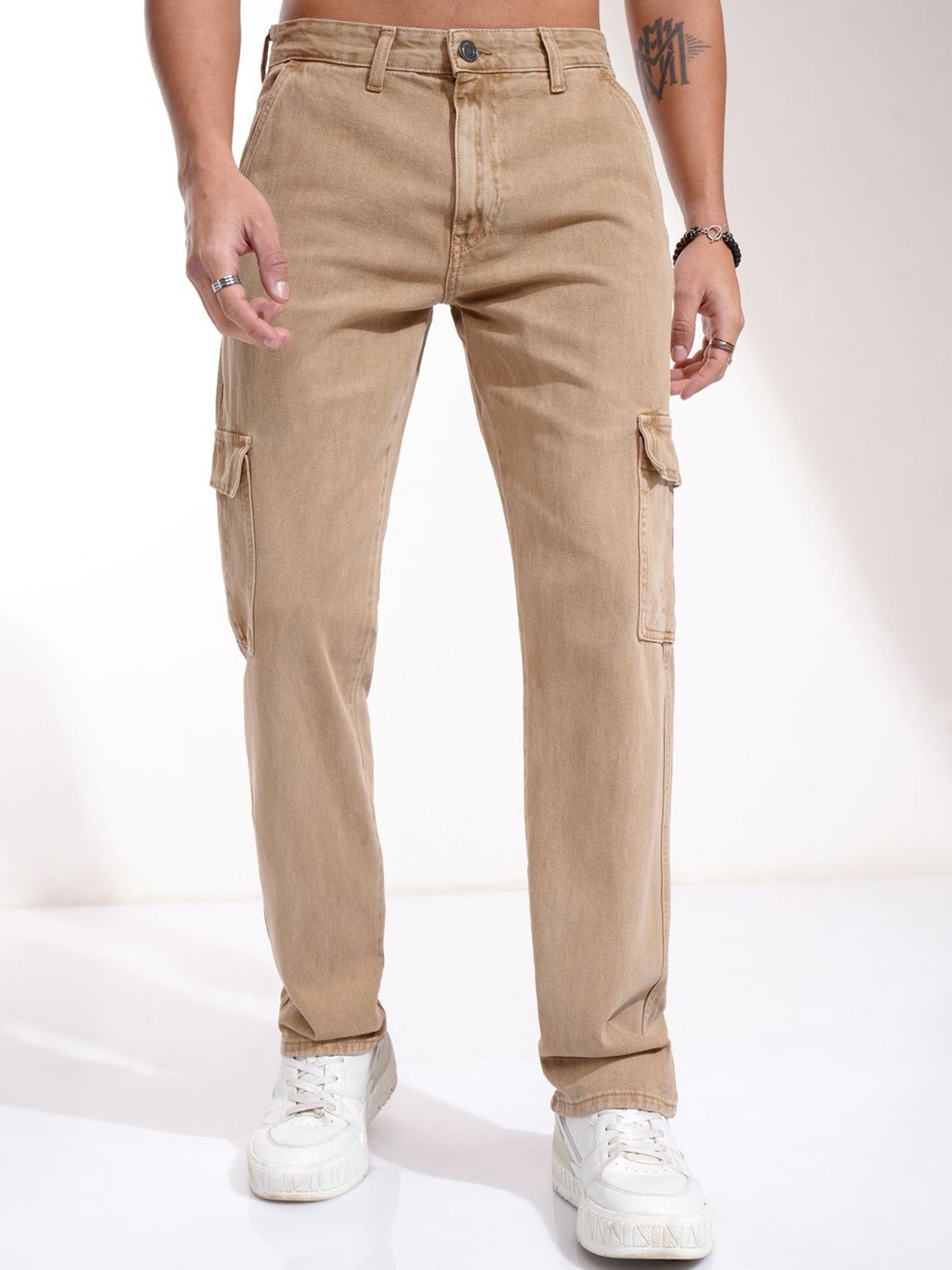 

HIGHLANDER Men Straight Fit Cargo Jeans, Beige