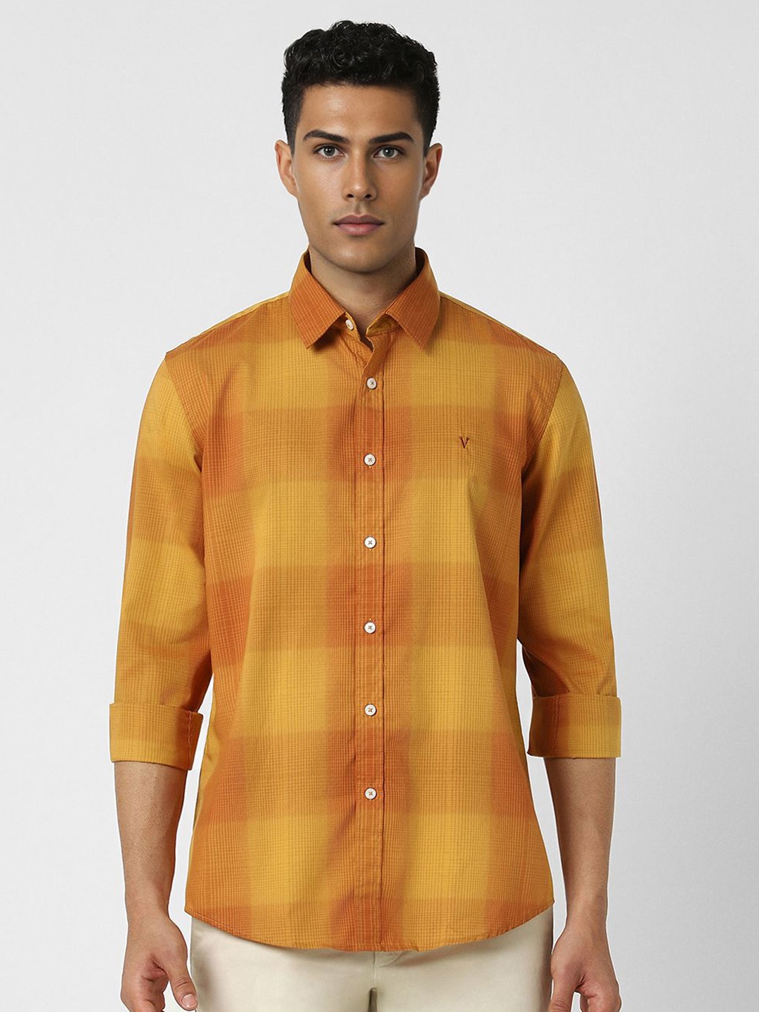 

Van Heusen Sport Men Cotton Slim Fit Buffalo Checks Casual Shirt, Orange