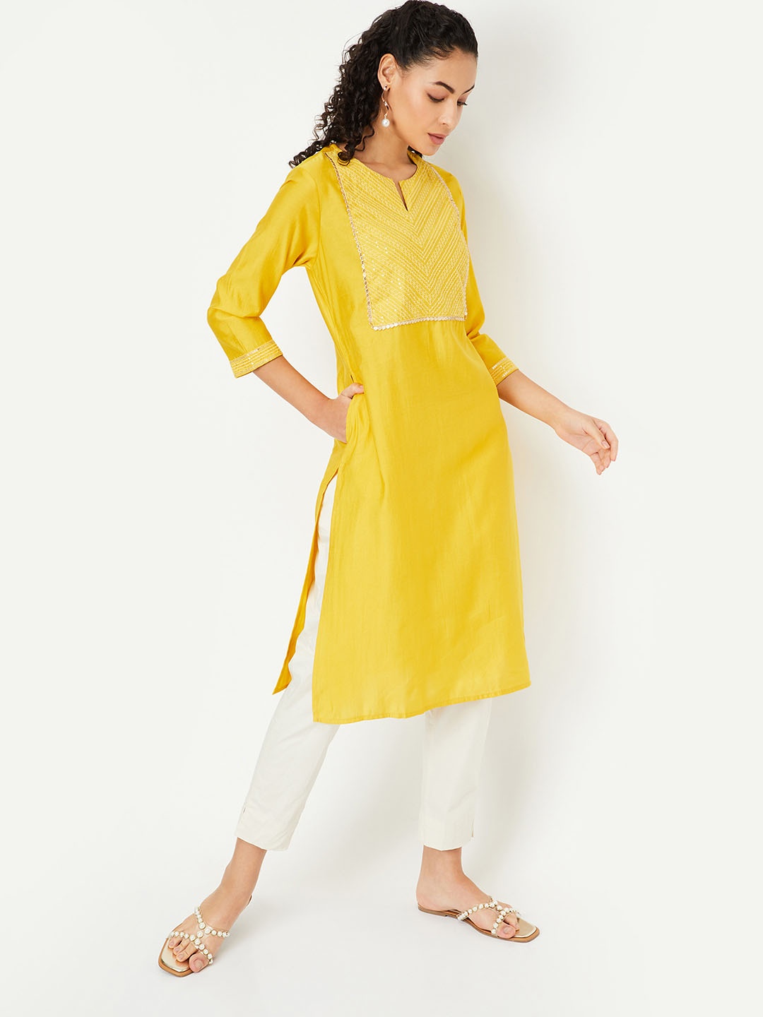 

max Geometric Sequinned Embroidered Notch Neck Straight Kurta, Yellow