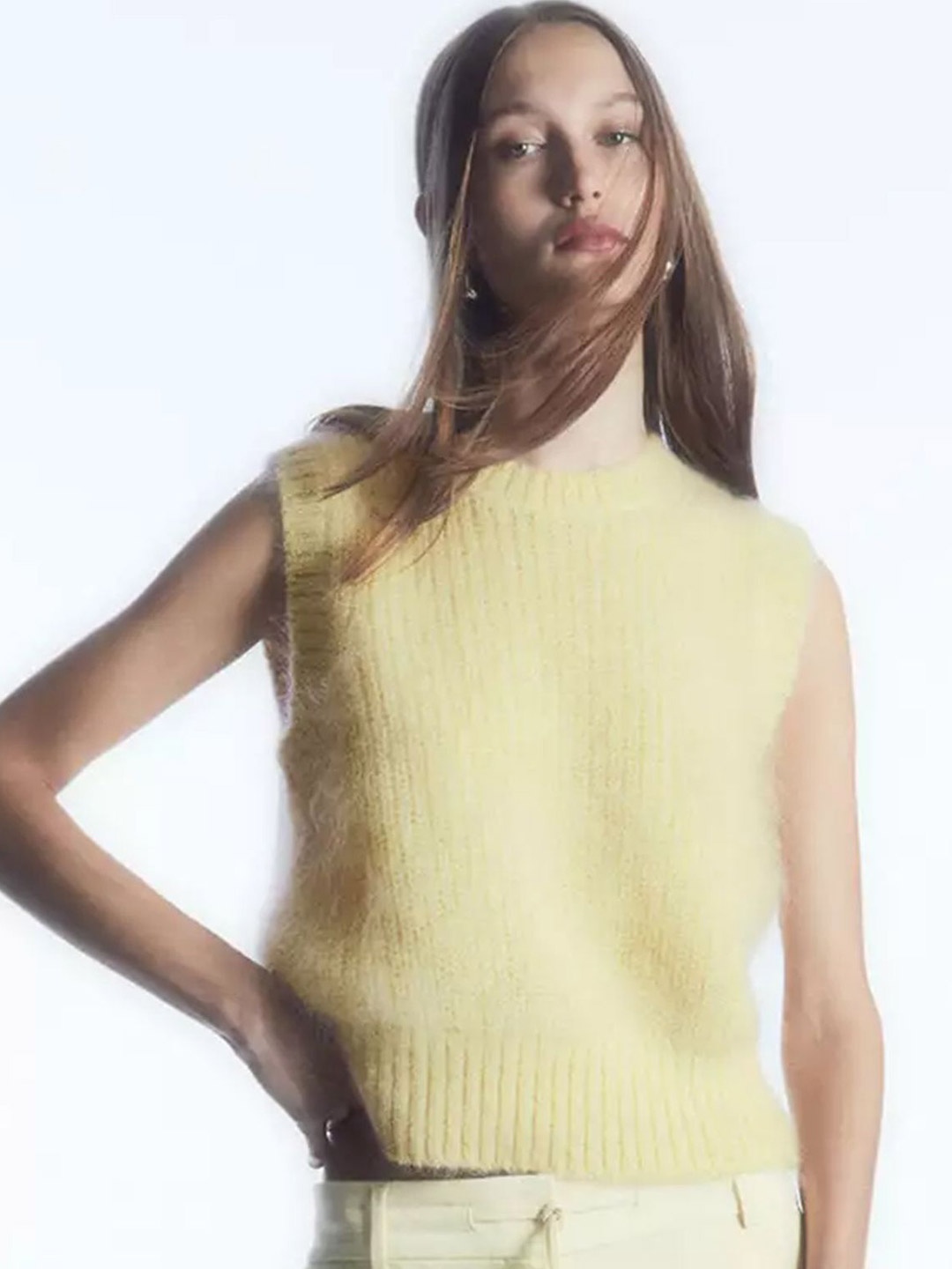 

LULU & SKY Women Ribbed Self Design Round Neck Pullover Sweater, Yellow