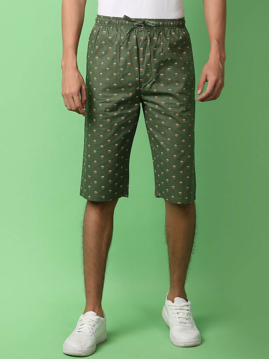 

V-Mart Men Printed Knee Length Cotton Shorts, Green