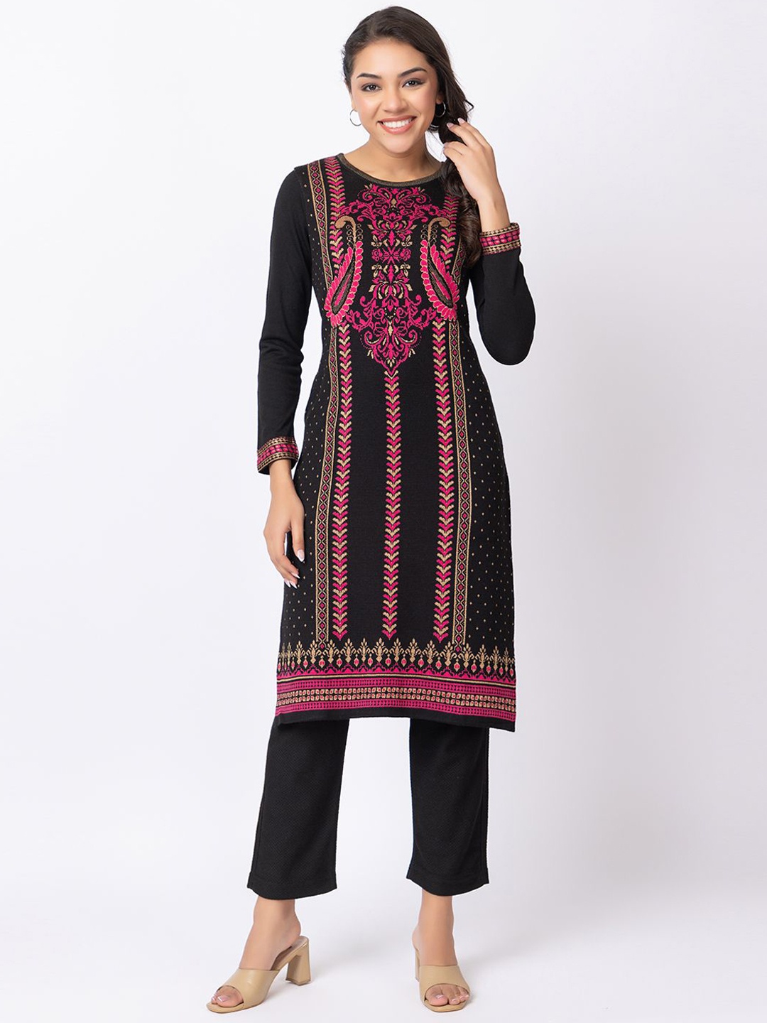 

KEIKO Geometric Woven Design Round Neck Acrylic Jacquard Straight Kurta, Black
