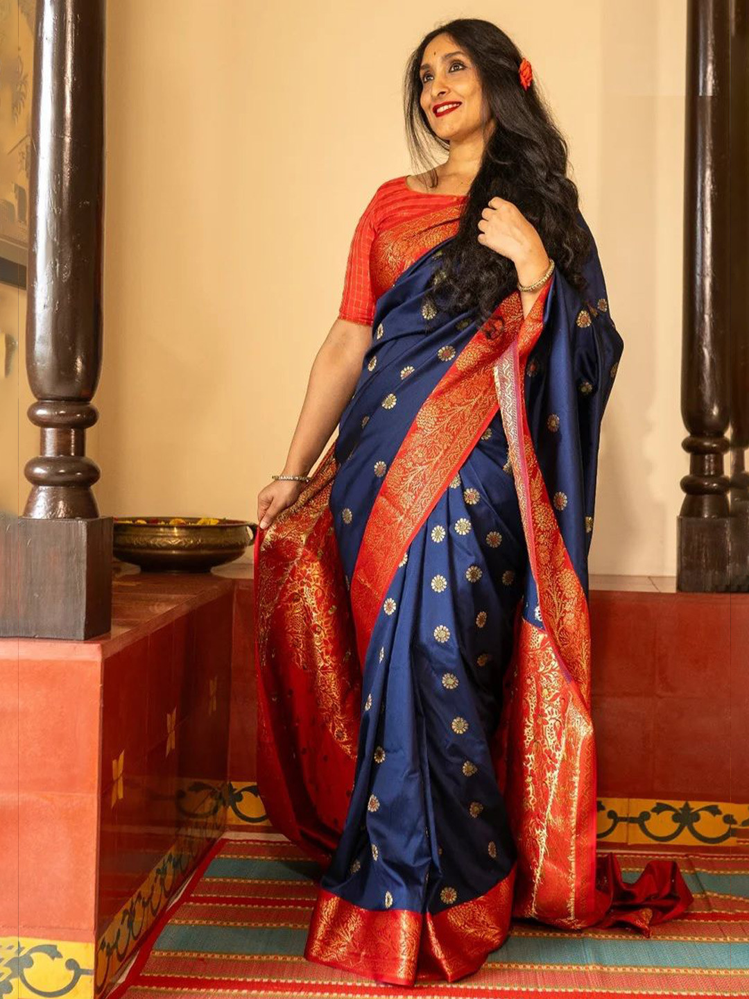 

MORLY Woven Design Zari Kanjeevaram Saree, Navy blue