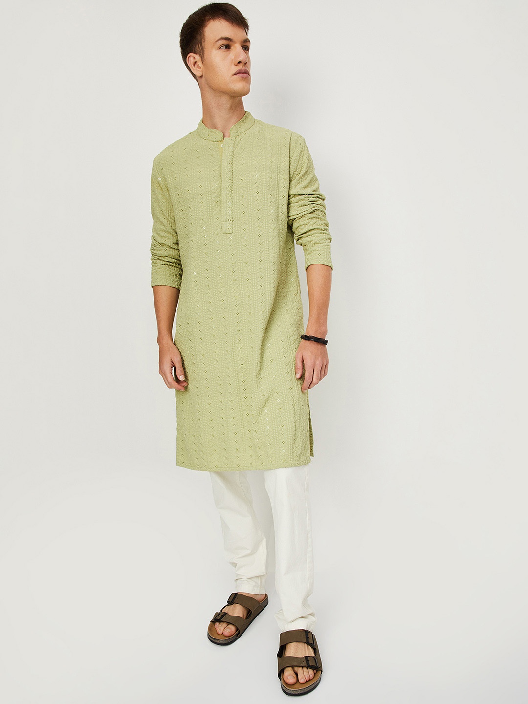 

max Floral Embroidered Sequinned Chikankari Mandarin Collar Straight Kurta, Green