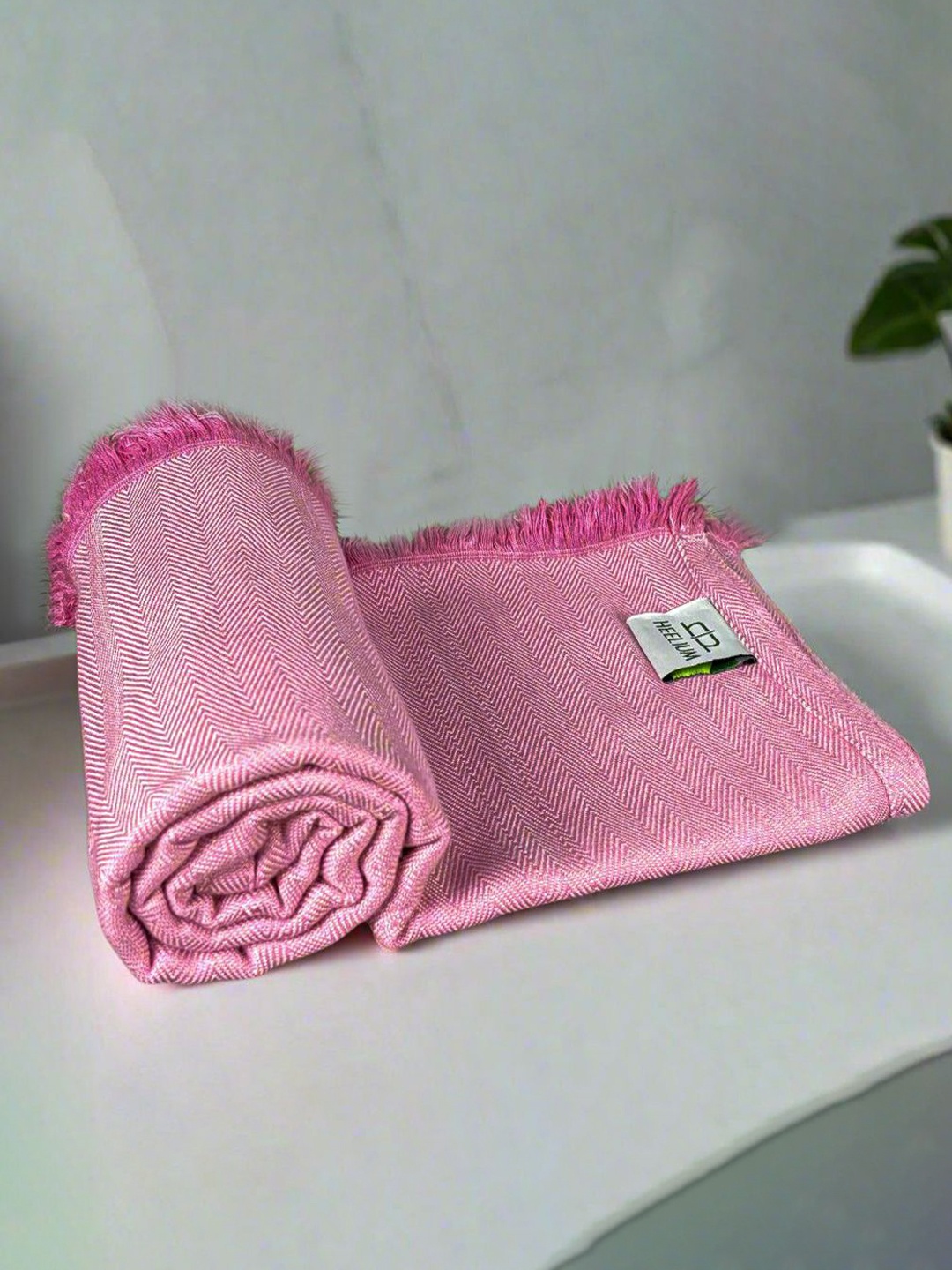 

Heelium Peach 2 Pieces Bamboo 250 GSM Bath Towels