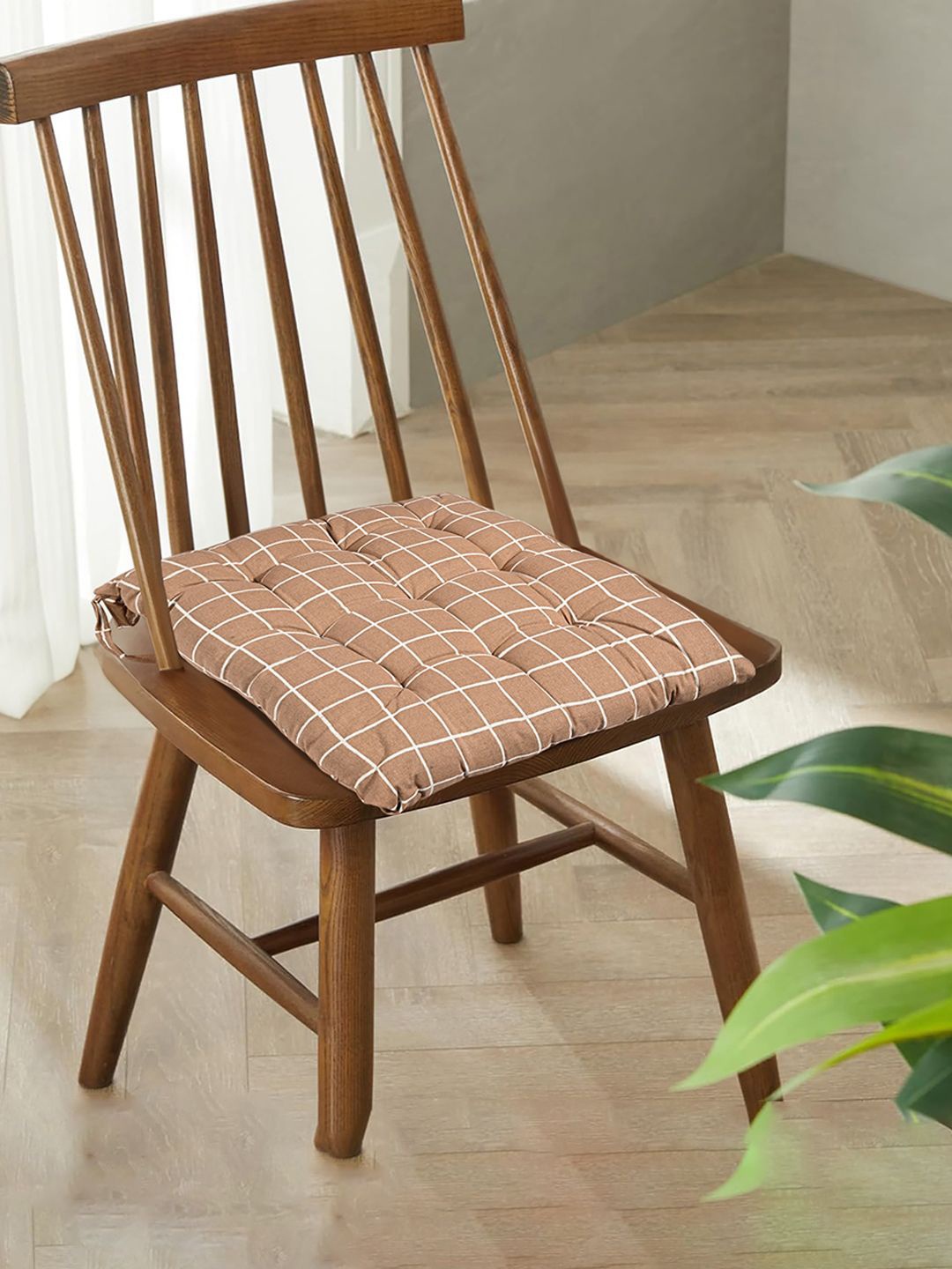 

Kuber Industries Brown & Green 2 Pieces Checked & Printed Cotton Chair Pads