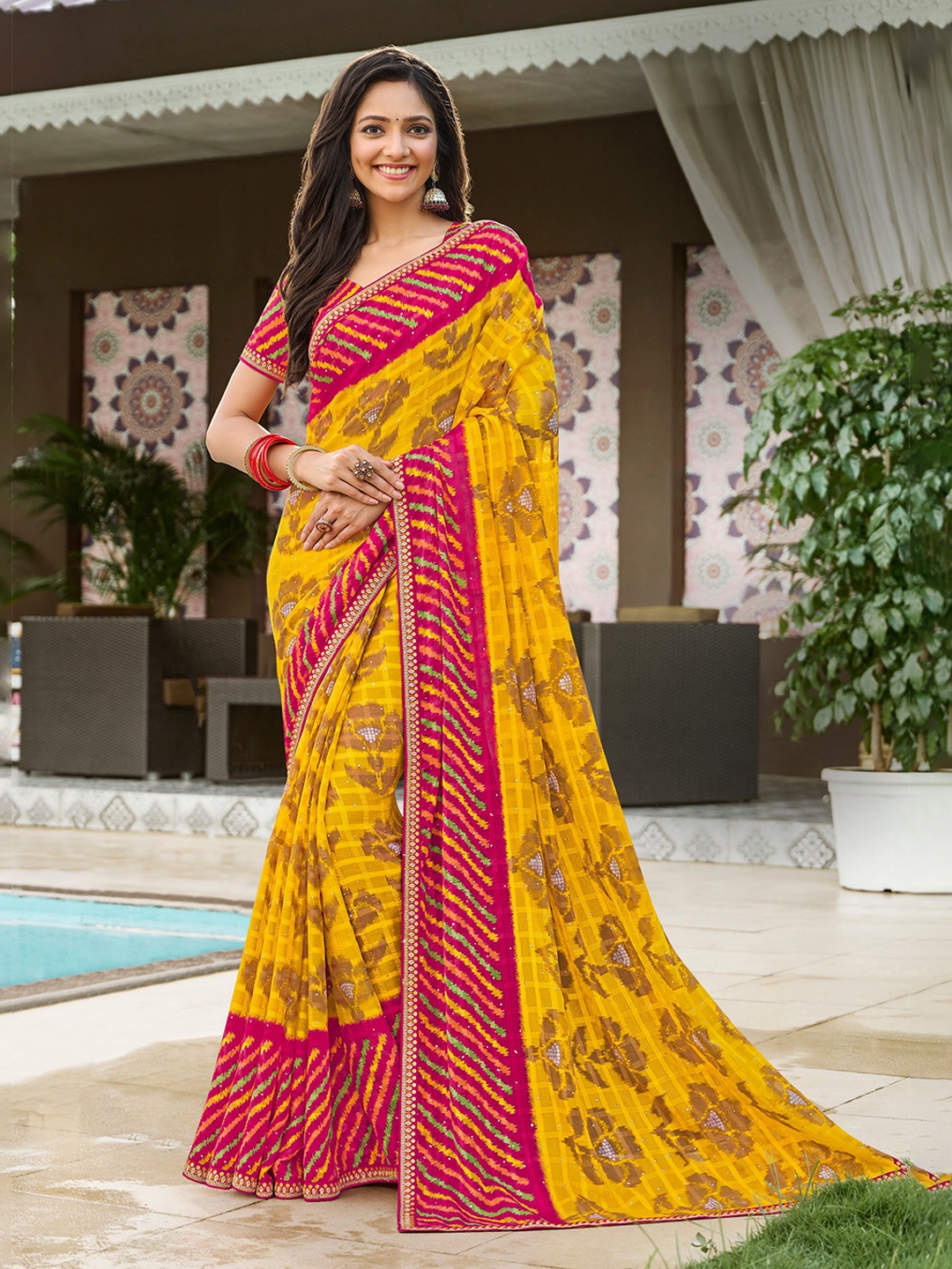

Laxmipati Floral Printed Embroidered Saree, Yellow