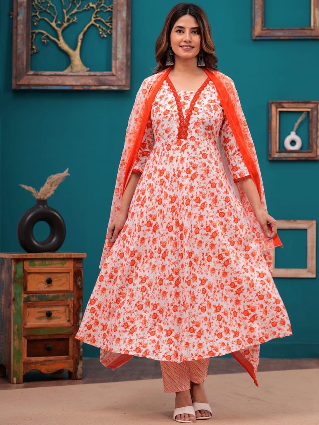 

PARUCREATION Floral Printed Anarkali Kurta with Palazzos & Dupatta, Orange