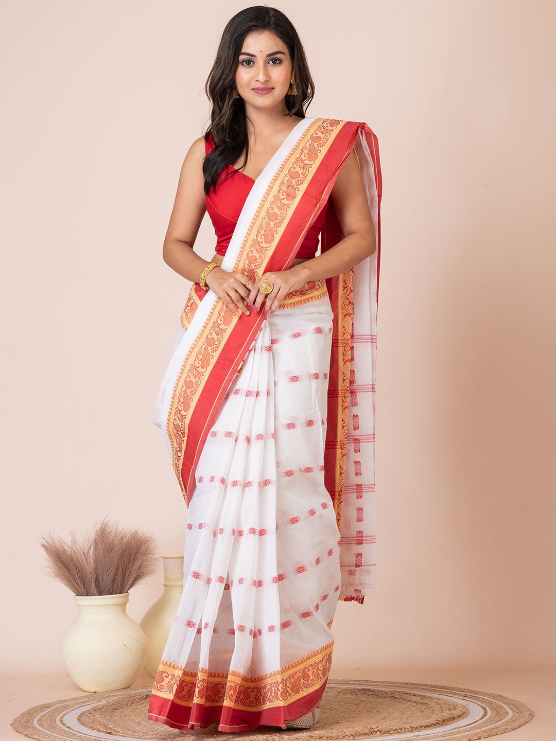 

HOUSE OF ARLI Woven Design Pure Cotton Taant Saree, White