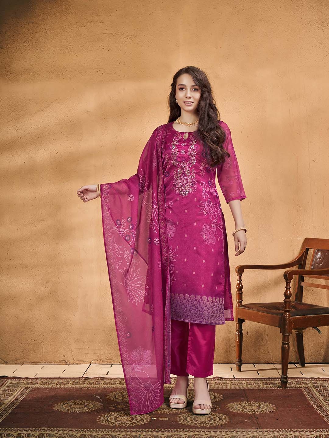 

Anouk Floral Embroidered Beads and Stones Organza Straight Kurta With Trouser & Dupatta, Fuchsia