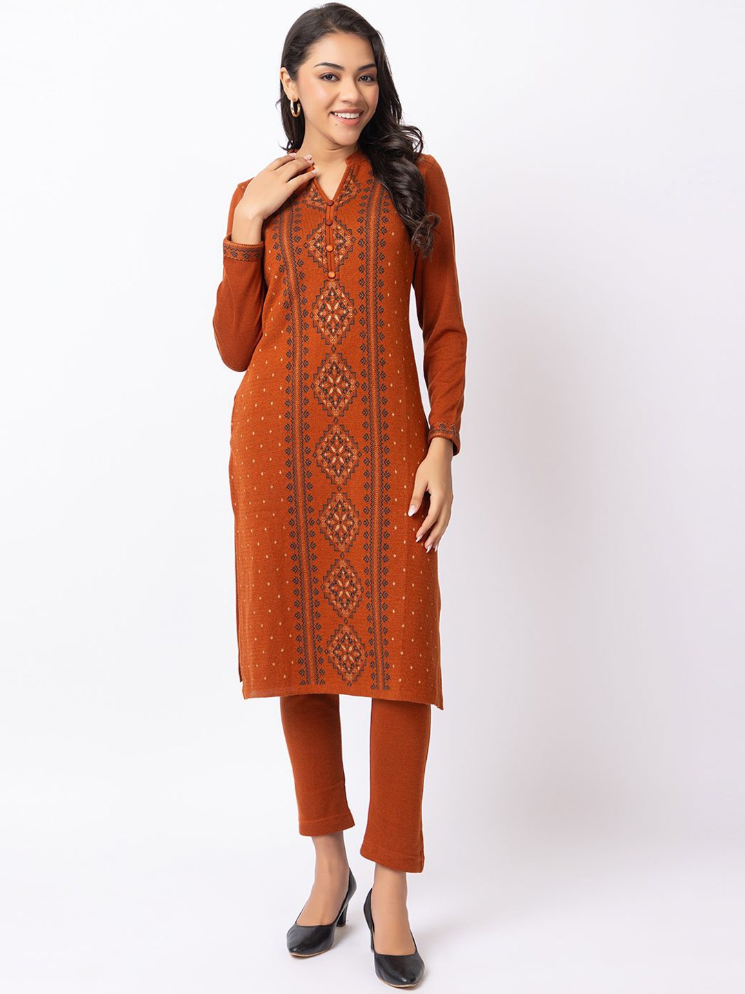 

KEIKO Geometric Woven Design V-Neck Jacquard Straight Kurta, Rust