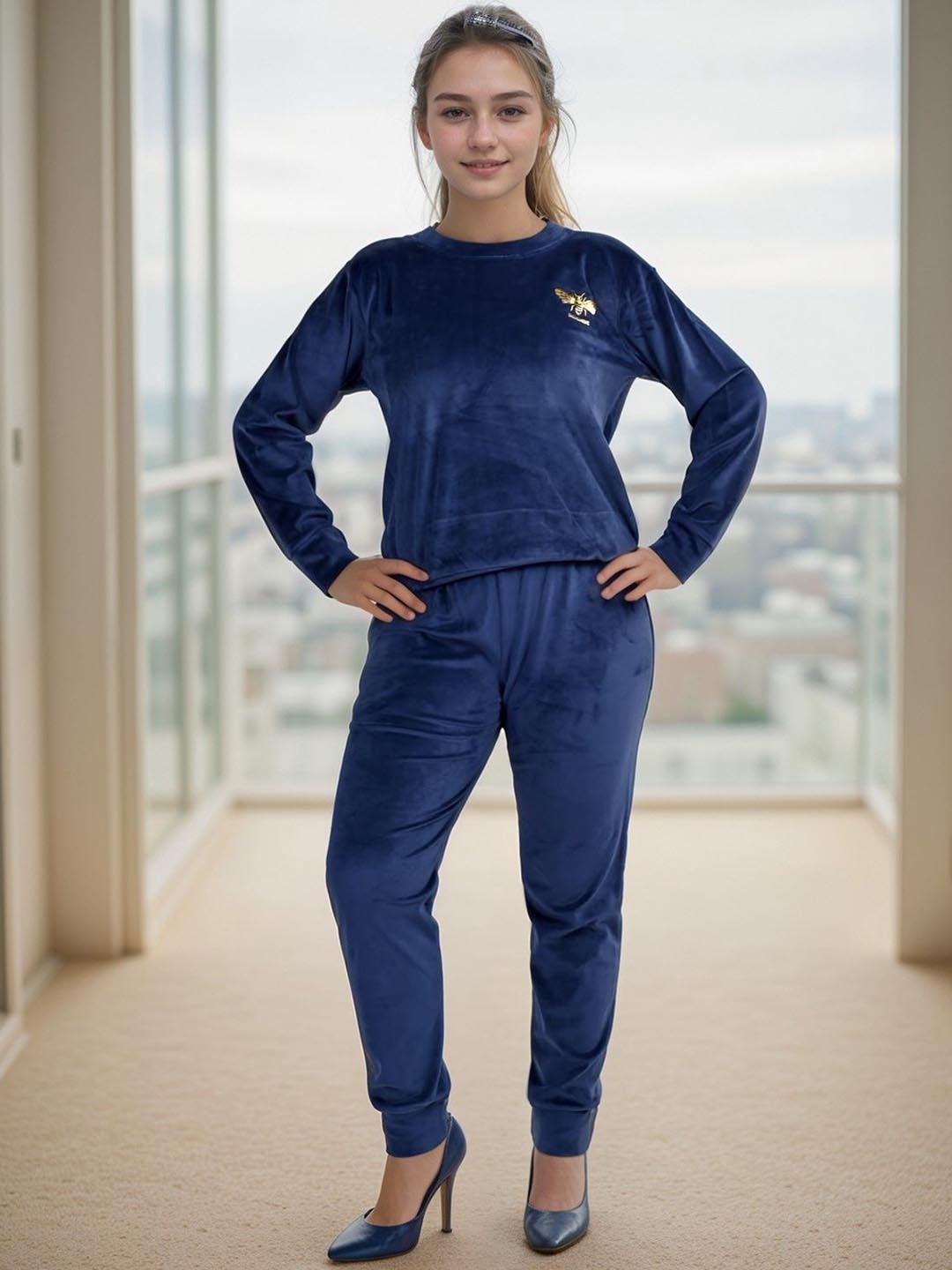 

BAESD Girls Round Neck Sweatshirt With Jogger, Navy blue
