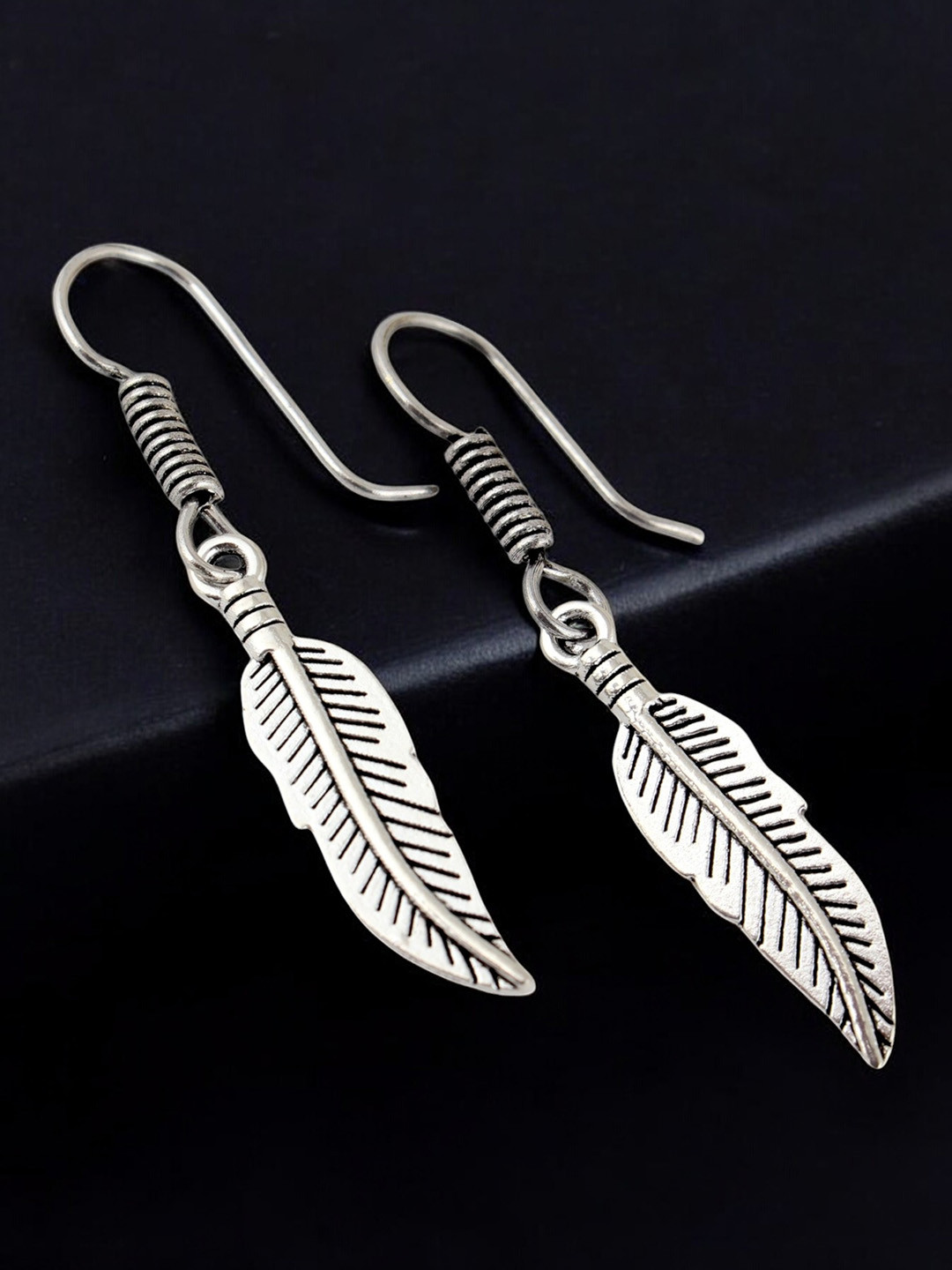 

LUCKY JEWELLERY Contemporary Drop Earrings, Silver