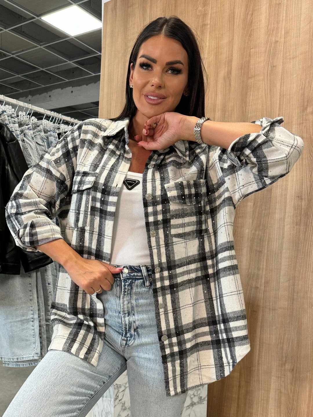

StyleCast x Revolte Women Spread Collar Tartan Checked Casual Shirt, White