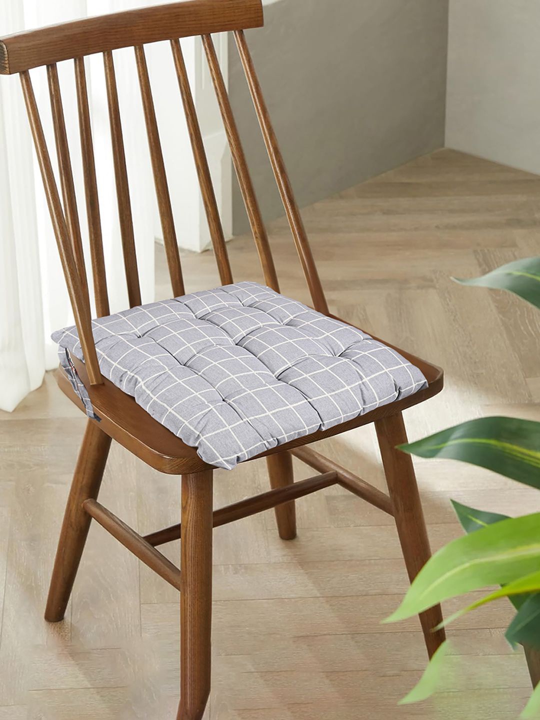 

Kuber Industries Maroon & Grey 4 Pieces Checked Cotton Chair Pads