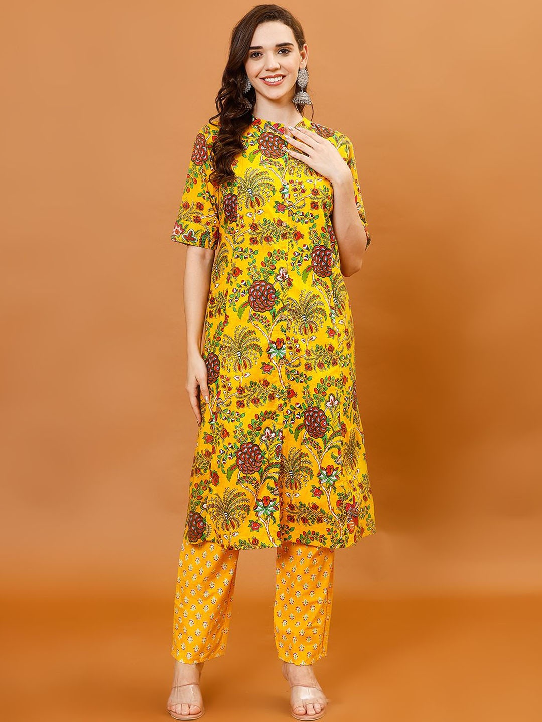 

Meena Bazaar Floral Printed Band Collar Cotton Straight Kurta with Trousers, Yellow