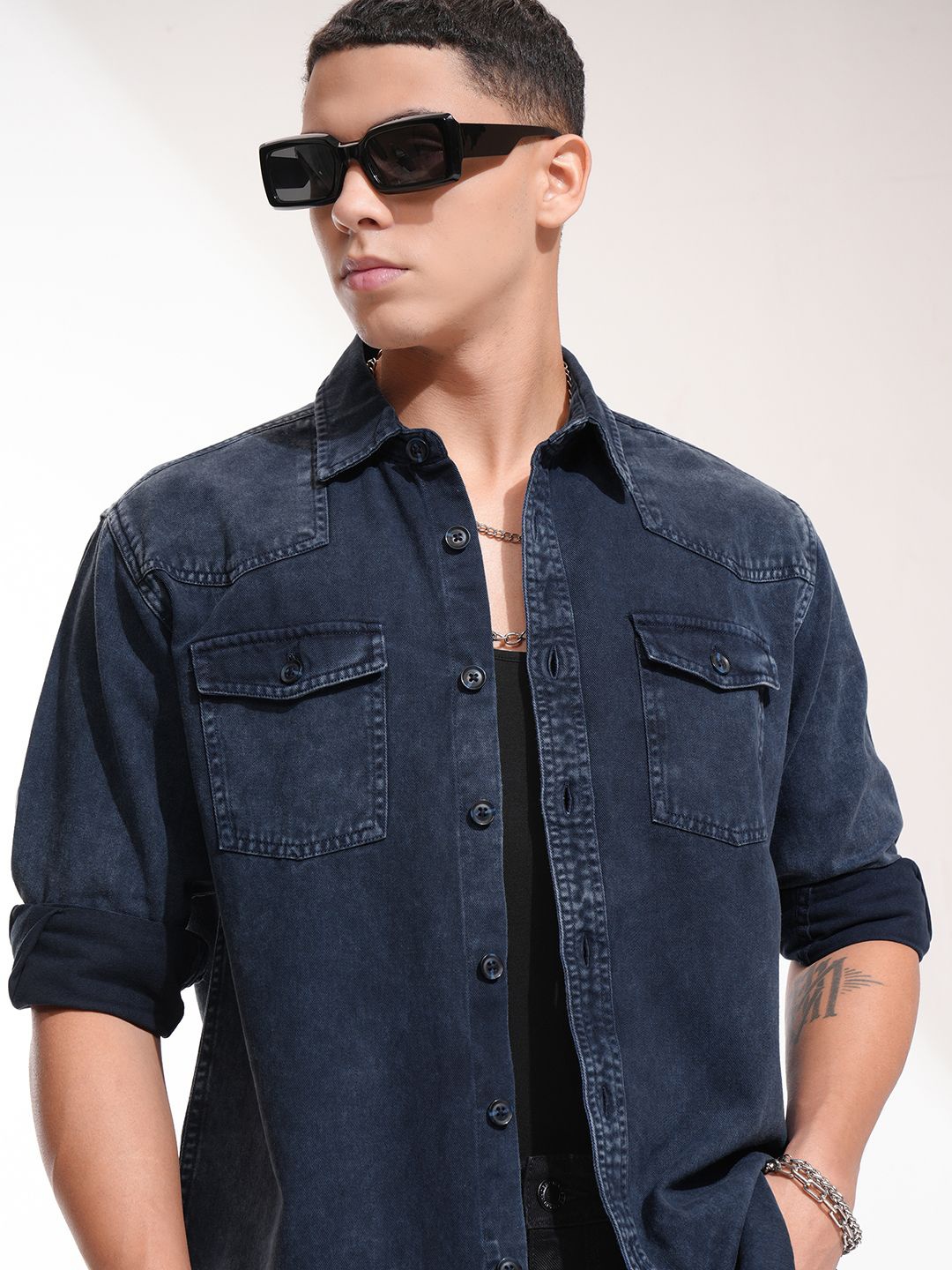 

Highlander Men Western Yoke Denim Shirt, Navy blue