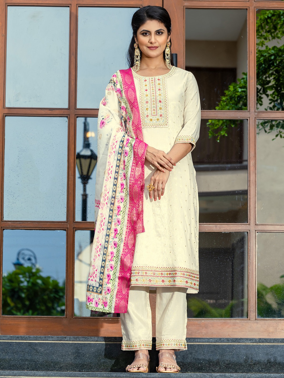 

Ekta Textiles Ethnic Motifs Embroidered Sequinned Jacquard Kurta With Trouser & Dupatta, Cream