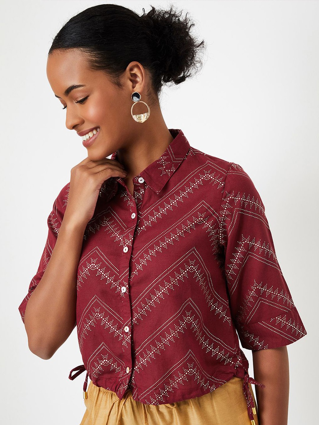 

max Women Geometric Printed Shirt Collar Top, Maroon