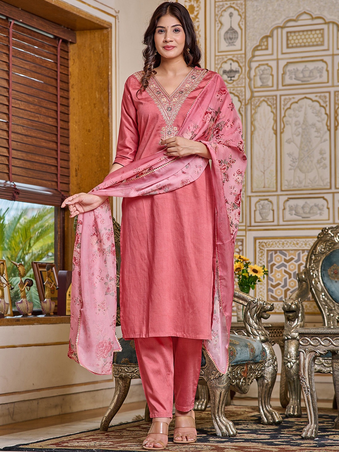 

KALINI Floral Embroidered Regular Sequinned Straight Kurta with Trousers & Dupatta, Pink