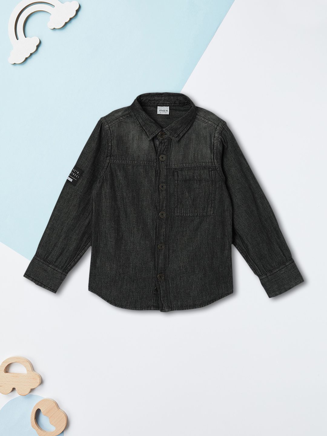 

max Boys Spread Collar Solid Cotton Casual Shirt, Black