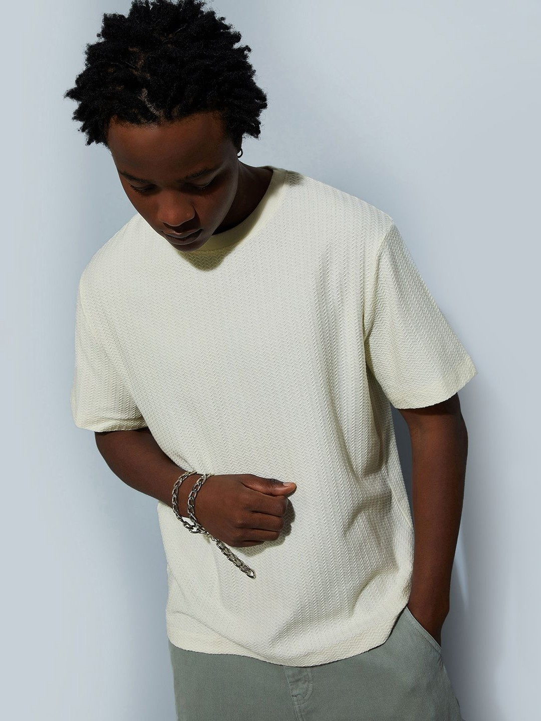 

Max Urb_N Men Oversized Textured T-Shirt, Off white