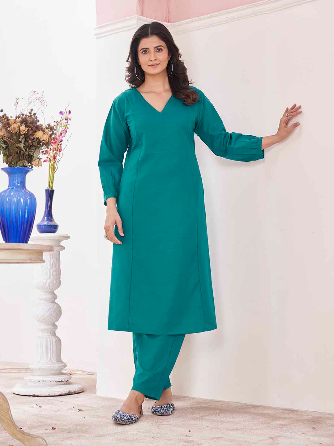 

SHOPGARB V-Neck Three-Quarter Puffed Sleeves Regular A-Line Kurta With Trouser, Blue