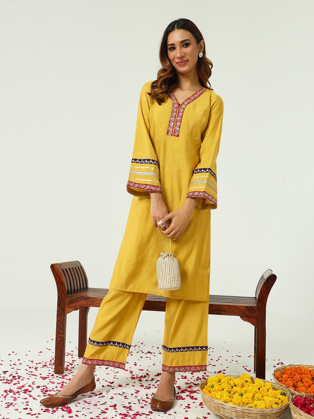 

FIORRA Floral Embroidered Sequinned V-Neck Chanderi Cotton Straight Kurta With Palazzo, Yellow