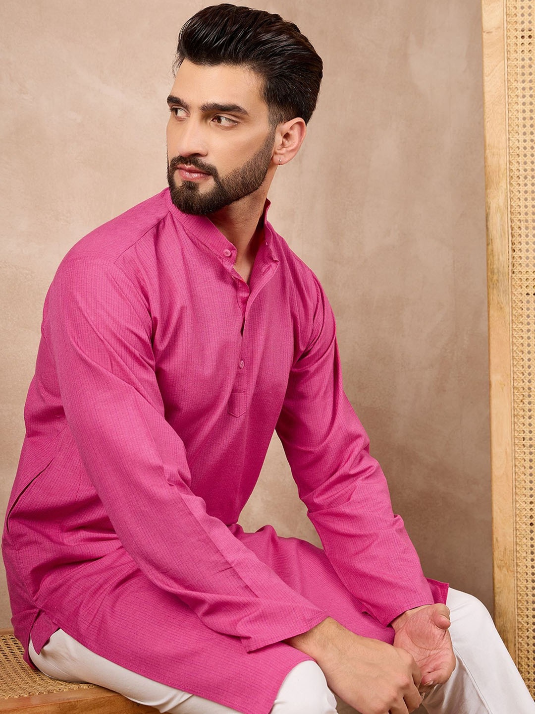 

Sangria Striped Mandarin Collar Pure Cotton Kurta, Pink