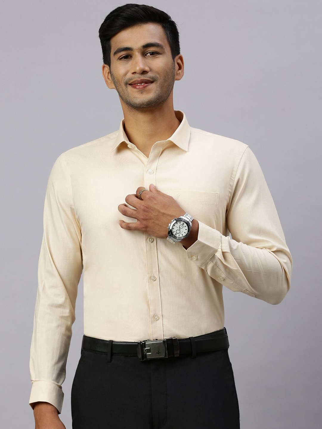 

Ramraj Men Spread Collar Solid Cotton Formal Shirt, Beige