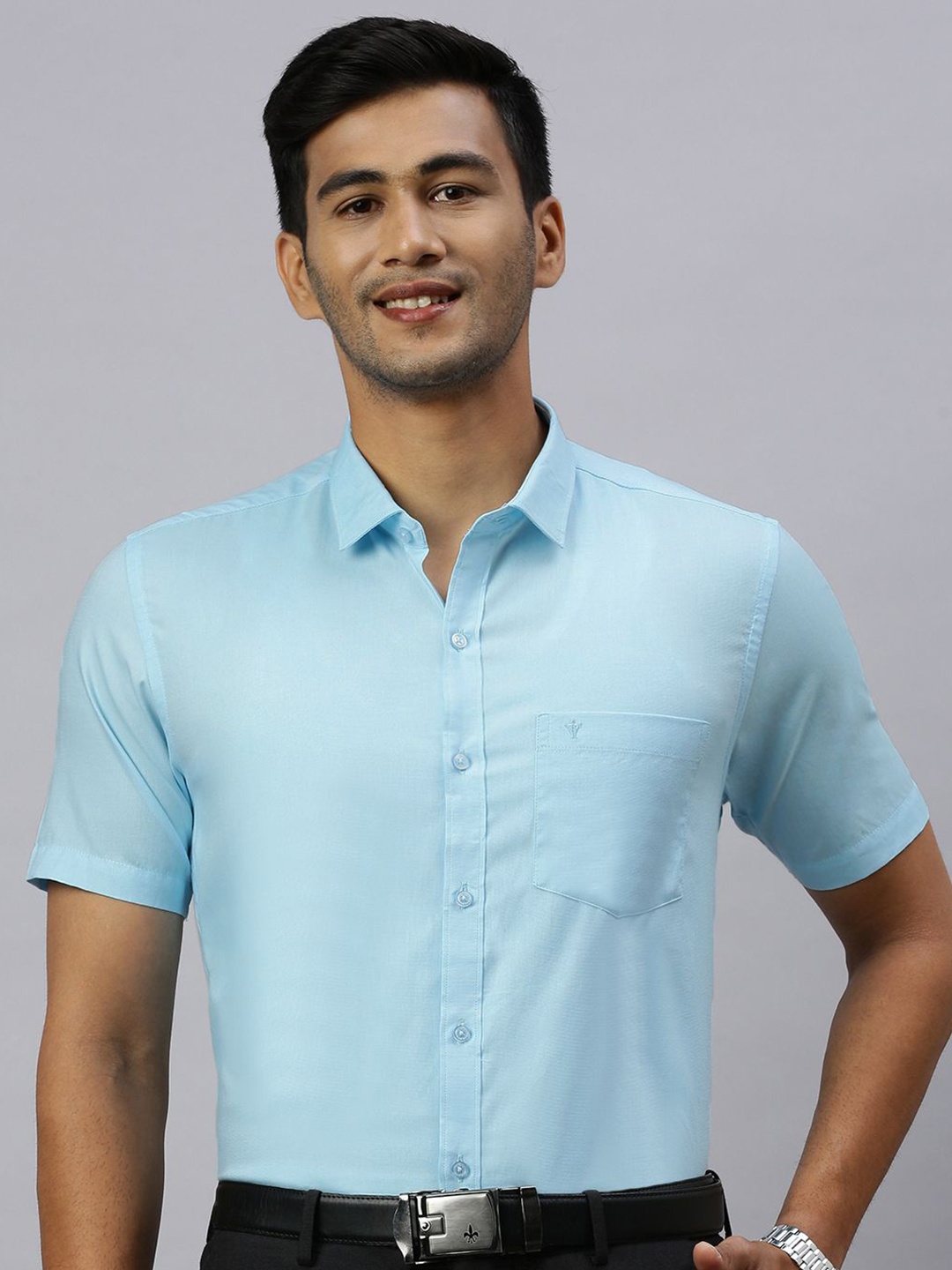 

Ramraj Men Spread Collar Solid Cotton Formal Shirt, Blue