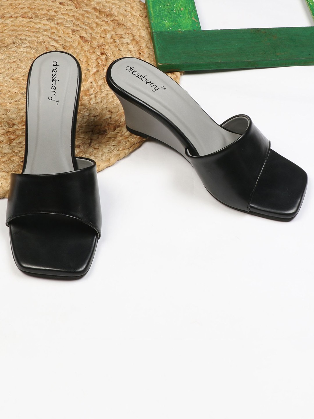 

DressBerry Women Solid Open Back Wedge Sandals, Black