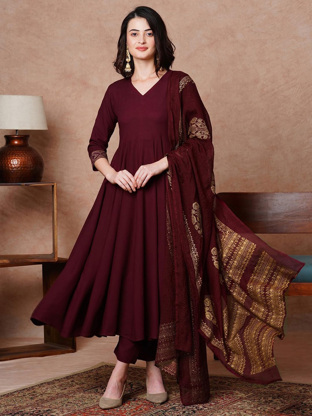 

KALINI V-Neck Anarkali Kurta with Trouser & Printed Dupatta, Maroon