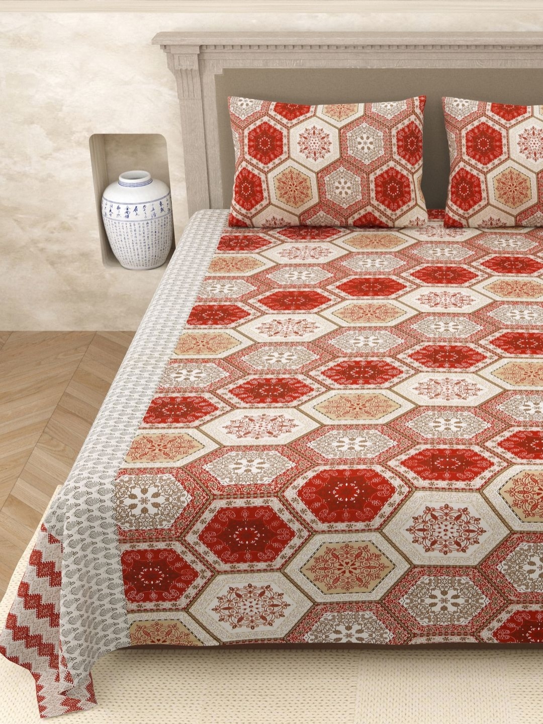 

Aura Elegant Red Geometric Jaipuri Print Pure Cotton 210 TC Queen Bedsheet Set