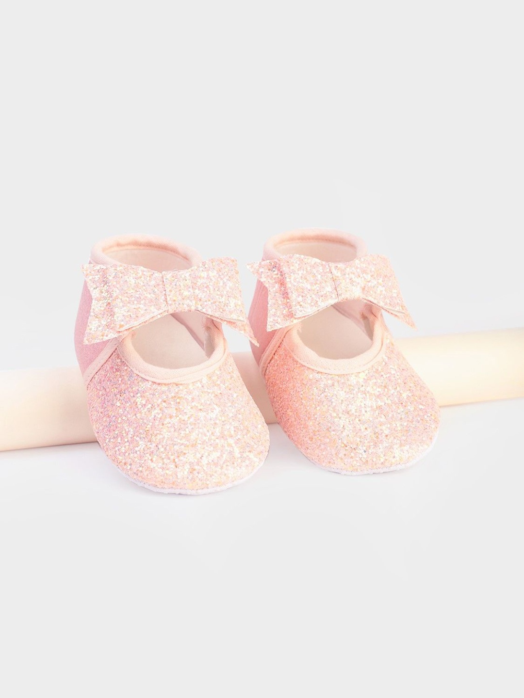 

Daizy Girls Shimmer Booties With Bow Details, Peach