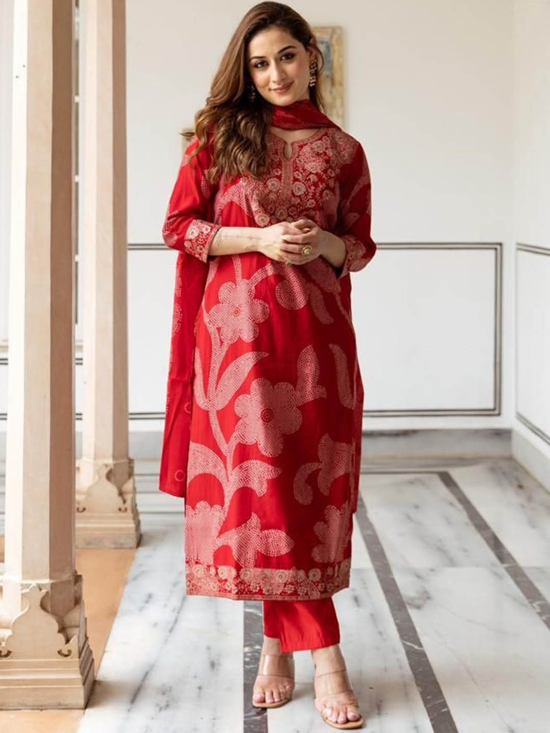 

Anouk Floral Printed Thread Work Straight Kurta with Trousers & Dupatta, Red