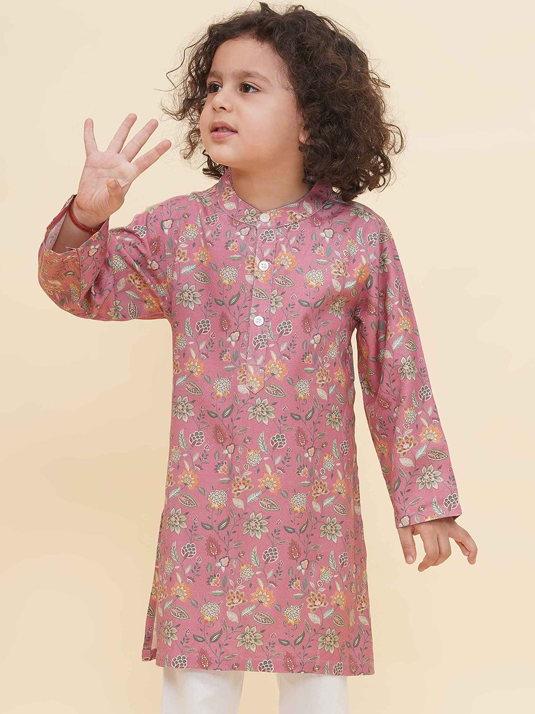 

Sethukrishna Boys Floral Printed Mandarin Collar Straight Kurta, Pink