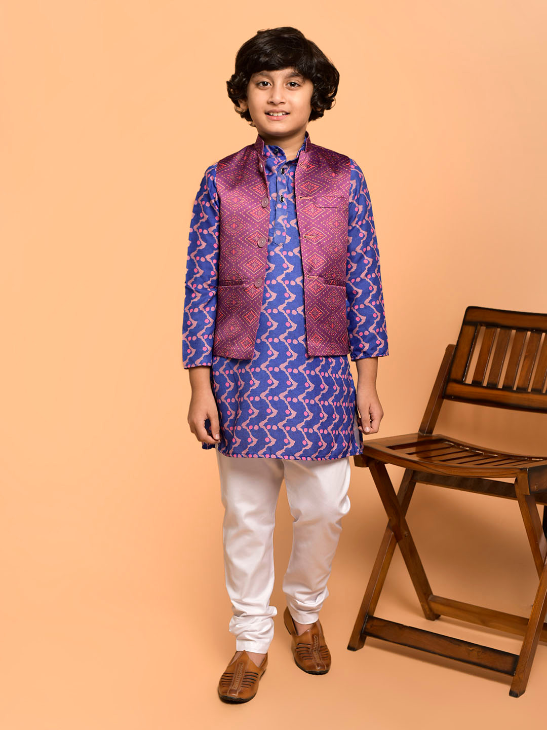 

PRINTCULTR Boys Chevron Printed Band Collar Regular Straight Kurta With Churidar, Blue