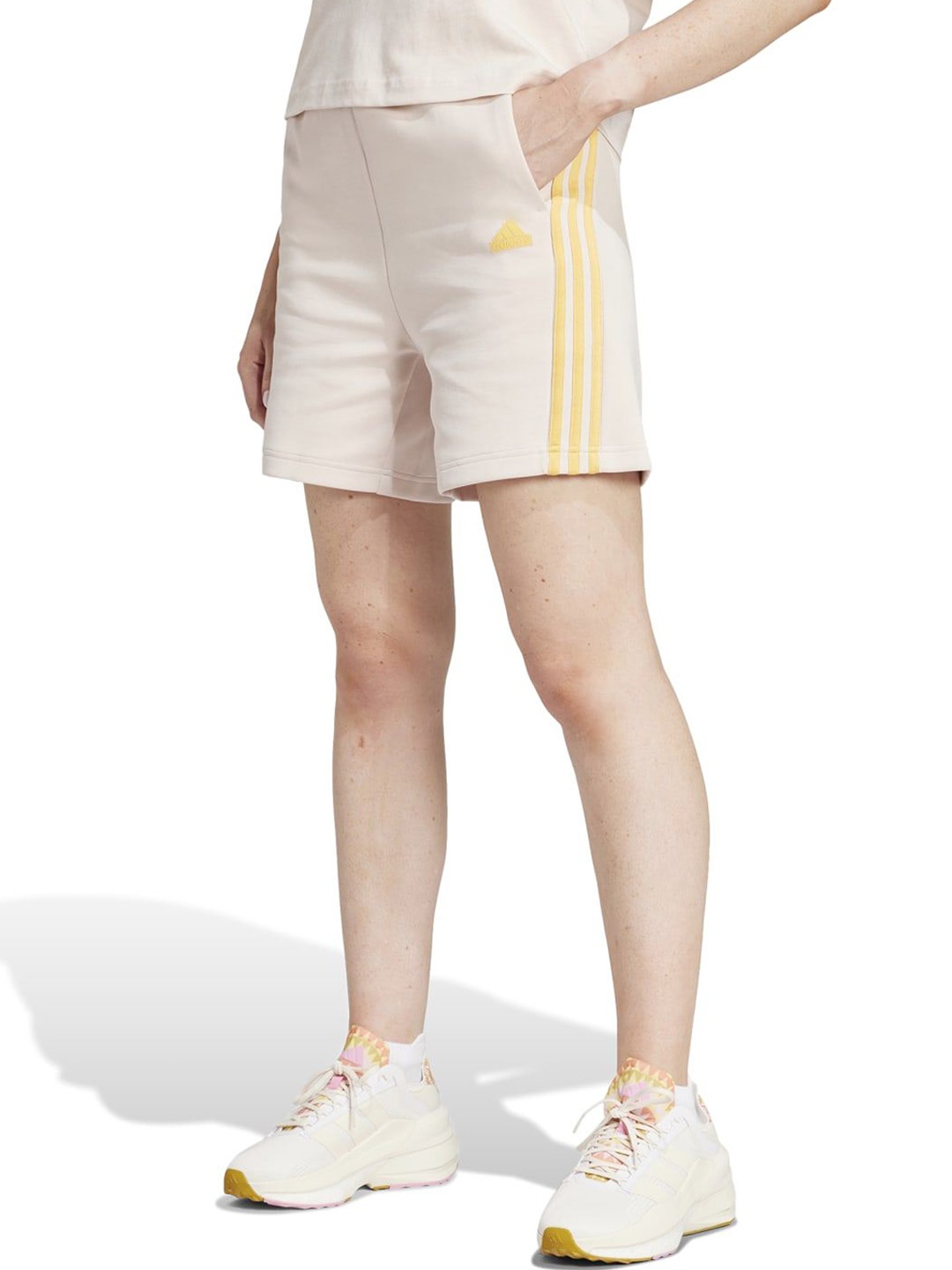 

ADIDAS W FI 3S Women Mid Rise Short, White