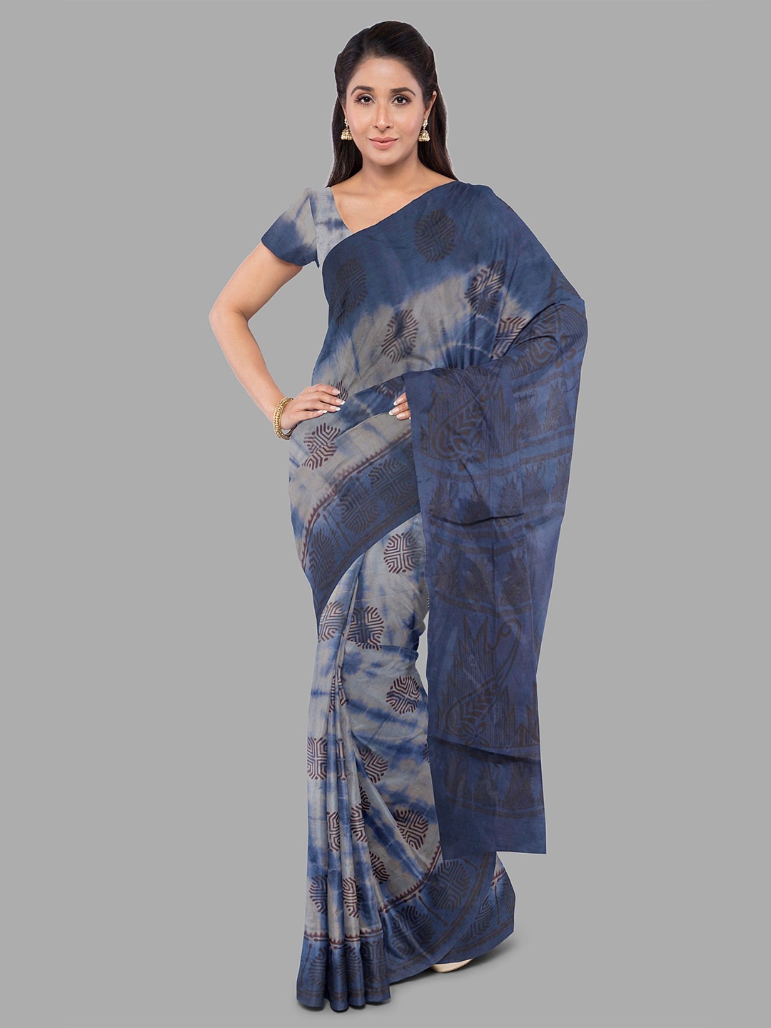 

The Chennai Silks Batik Pure Cotton Sungudi Saree, Grey