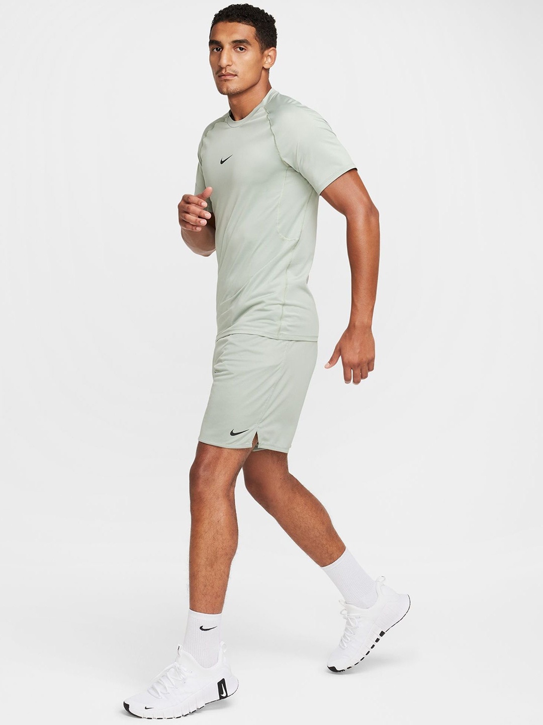 

Nike Dri-FIT Totality Men's 23cm (approx.) Unlined Shorts, Green