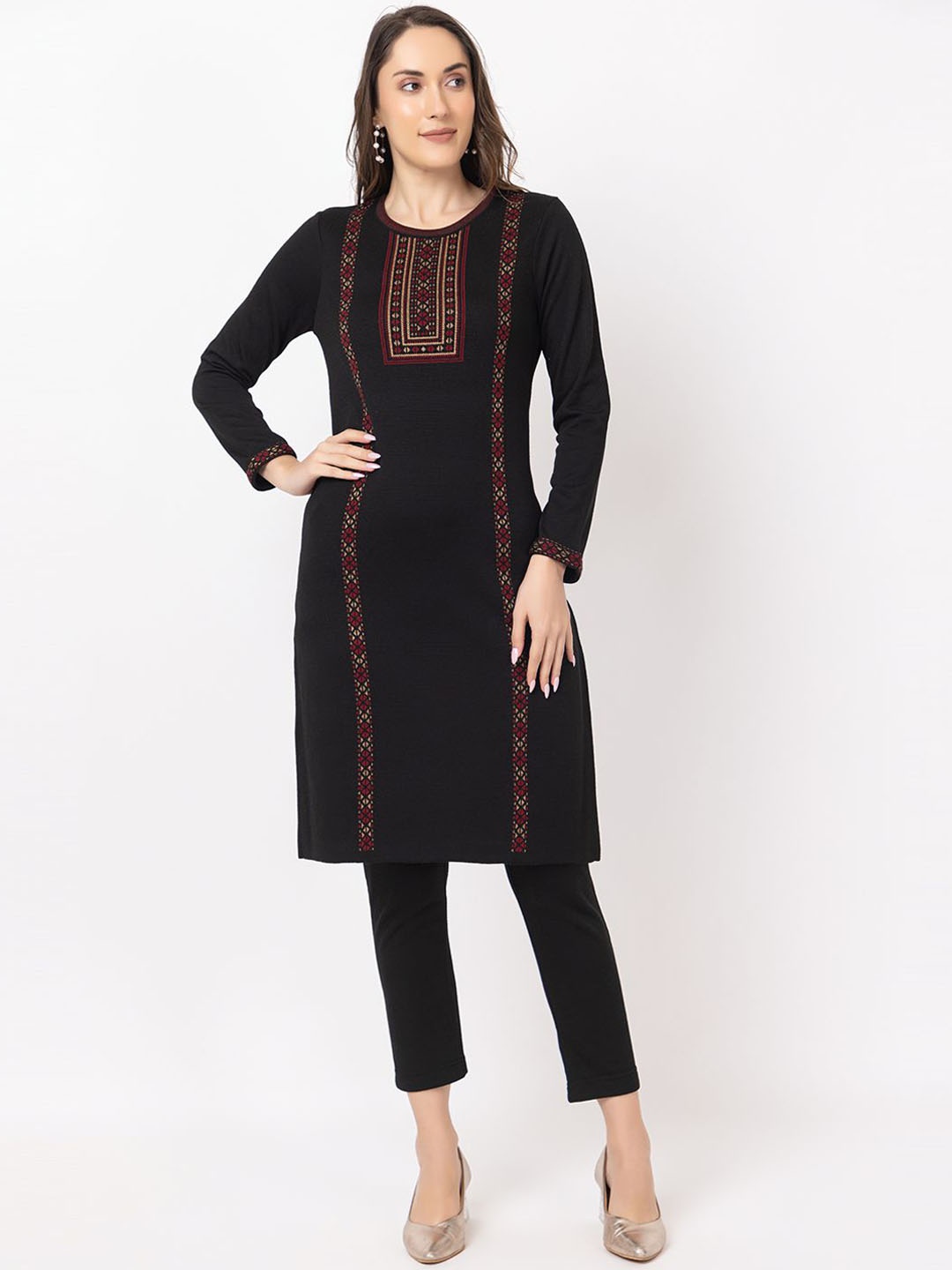 

KEIKO Geometric Woven Design Acrylic Kurta, Black