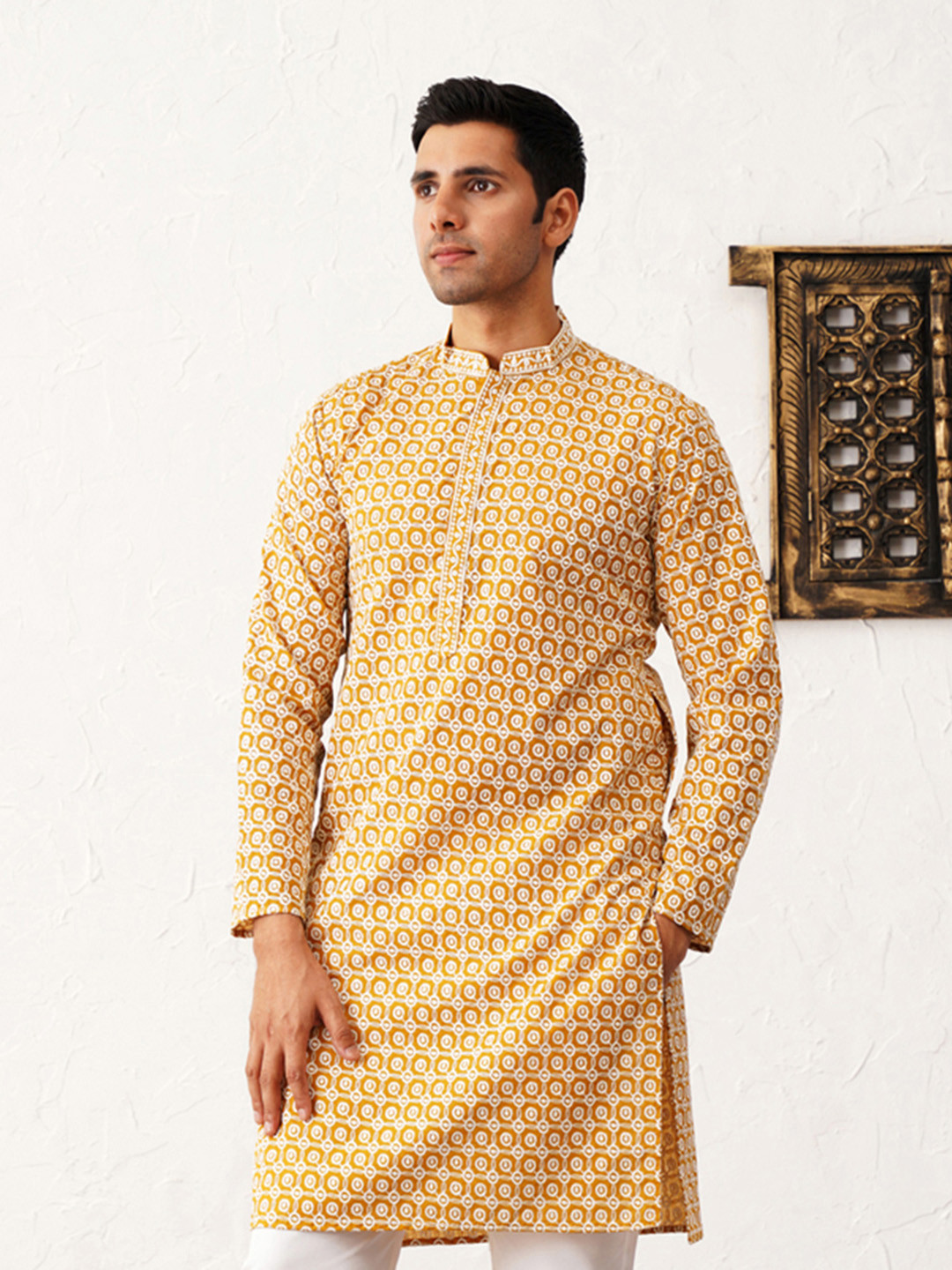 

Jompers Mandarin Collar Floral Embroidered Chikankari Straight Kurta, Mustard