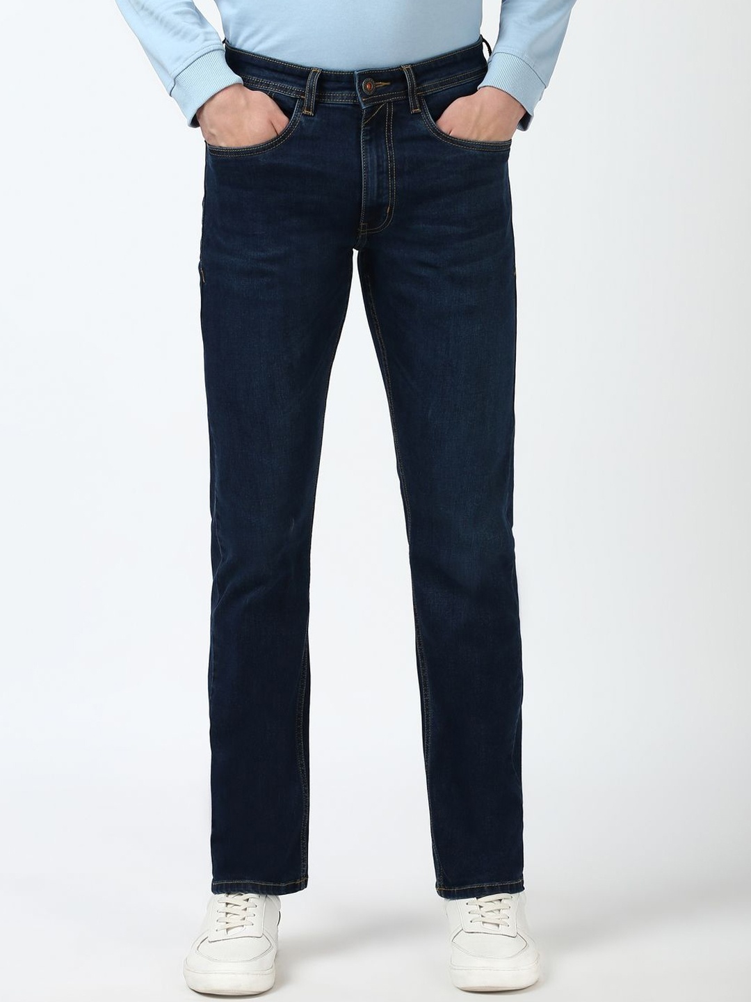 

Peter England Casuals Men Regular Fit Clean Look No Fade Jeans, Navy blue