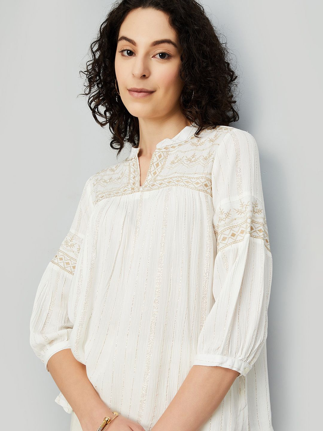

max Women Embellished Printed Mandarin Collar Top, Off white