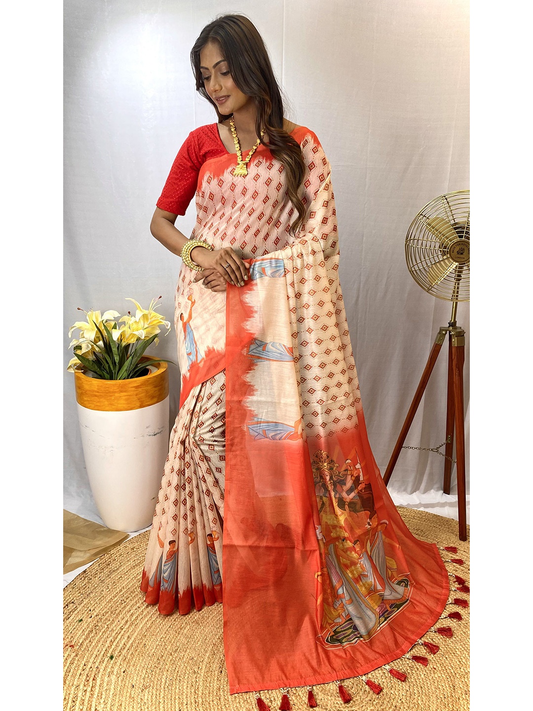 

DEVATITHI Ethnic Motifs Chanderi Saree, Cream