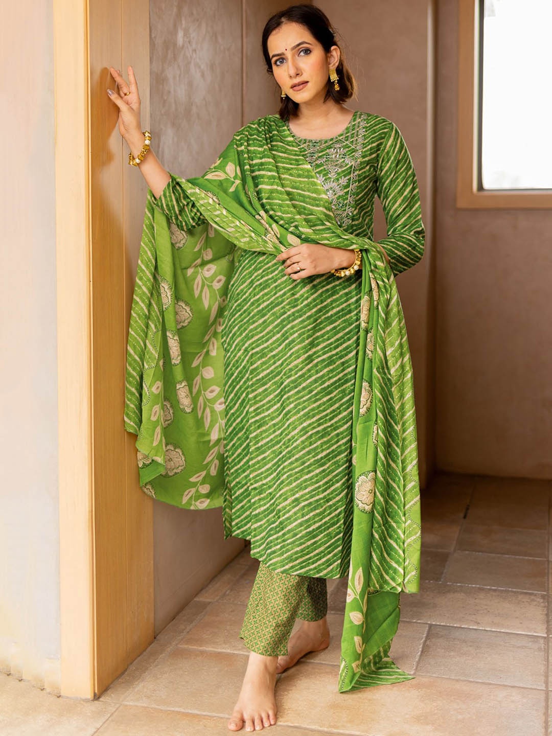 

KALINI Leheriya Printed Sequinned Kurta With Trousers & Dupatta, Green